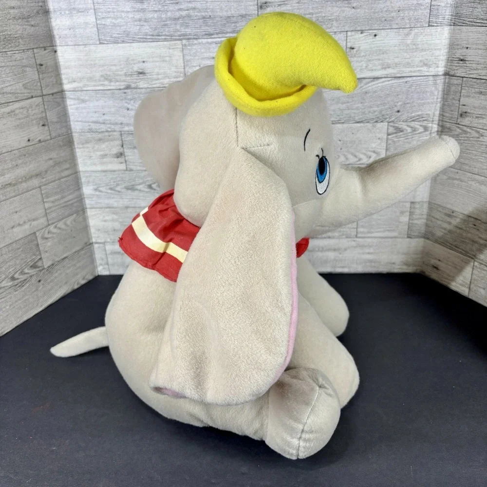 Dumbo 16 